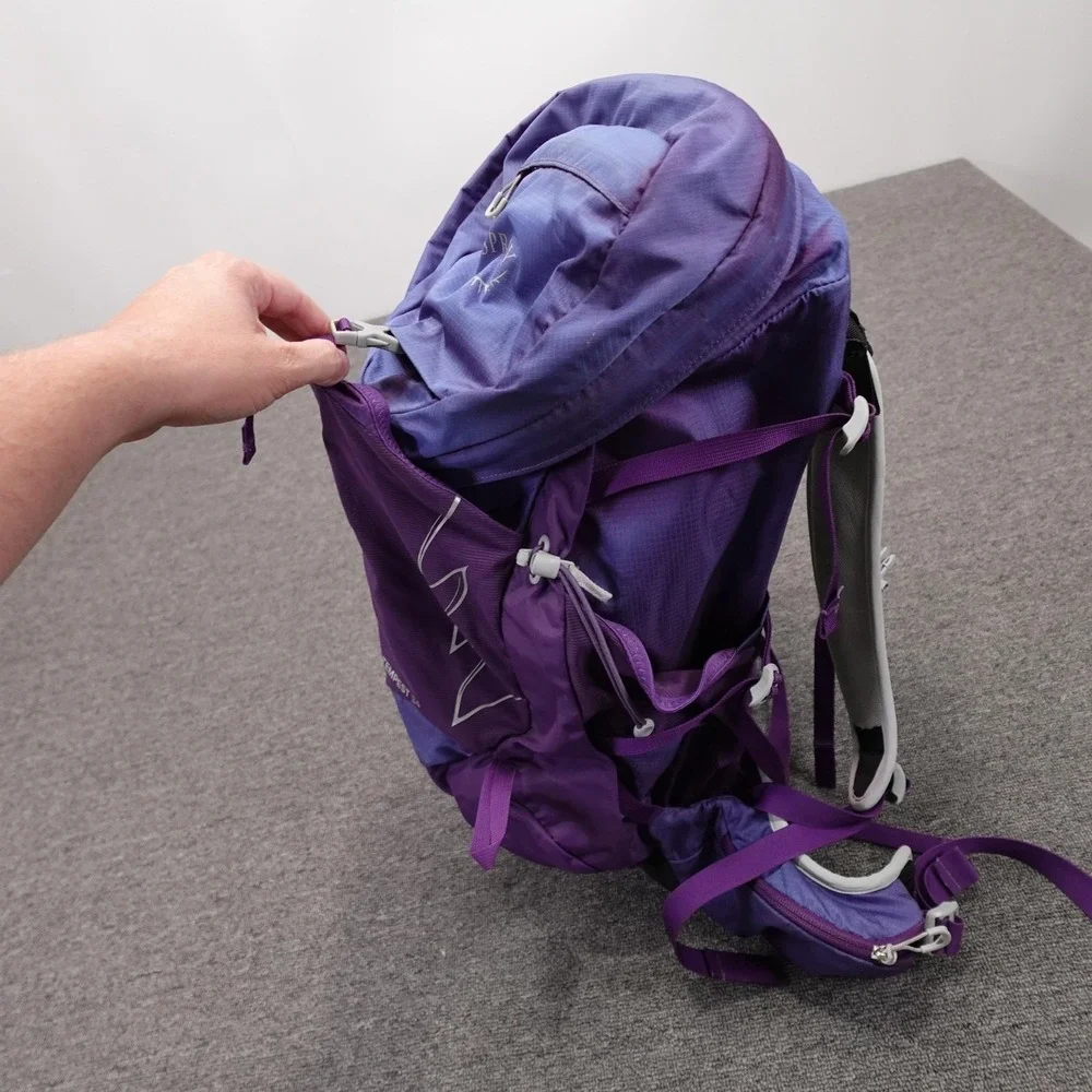 Osprey Tempest 34 Shoulder Bag Womens X-Small Purple Hiking Pack Airscape Nylon